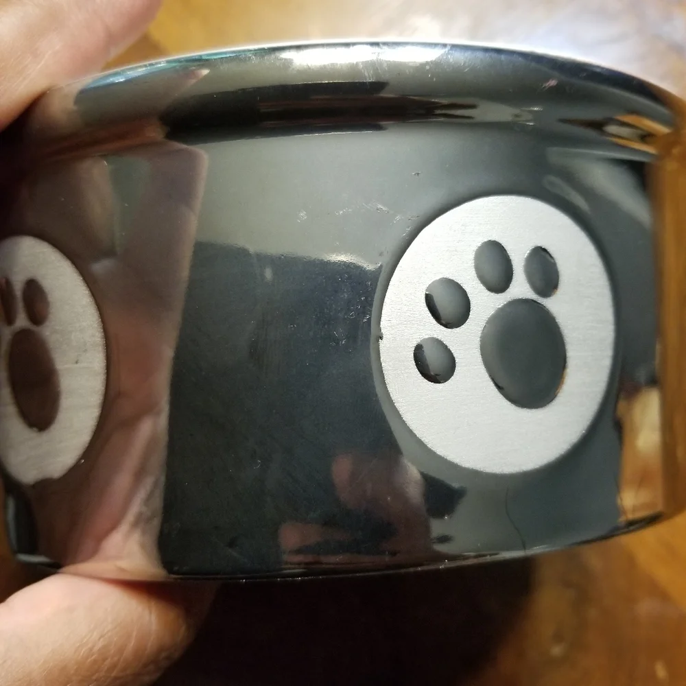 Pet bowl